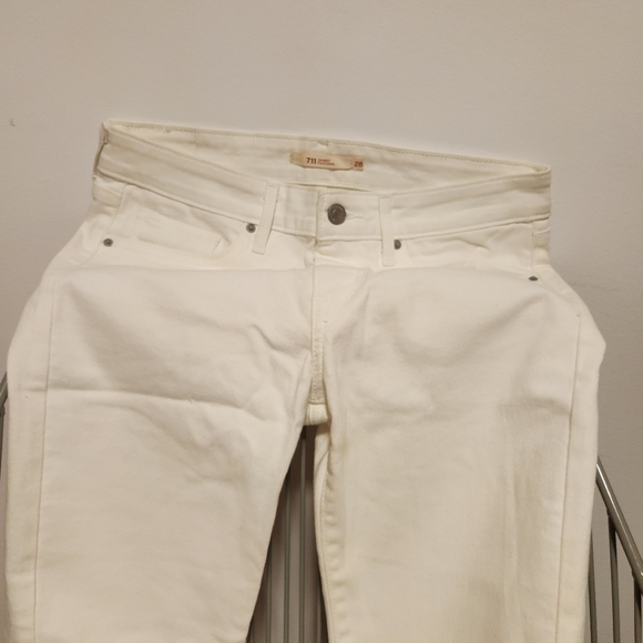 LEVI'S  white,  size  28 - Picture 13 of 14